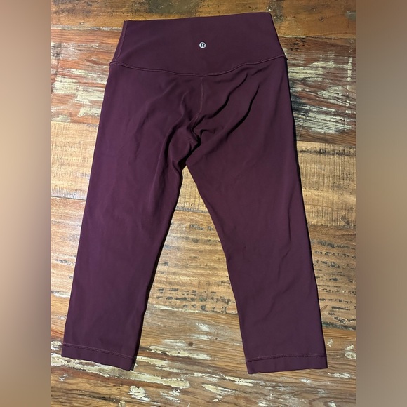Lululemon Align Cropped 19” Pant in Dark Adobe Size 8 - Picture 4 of 8